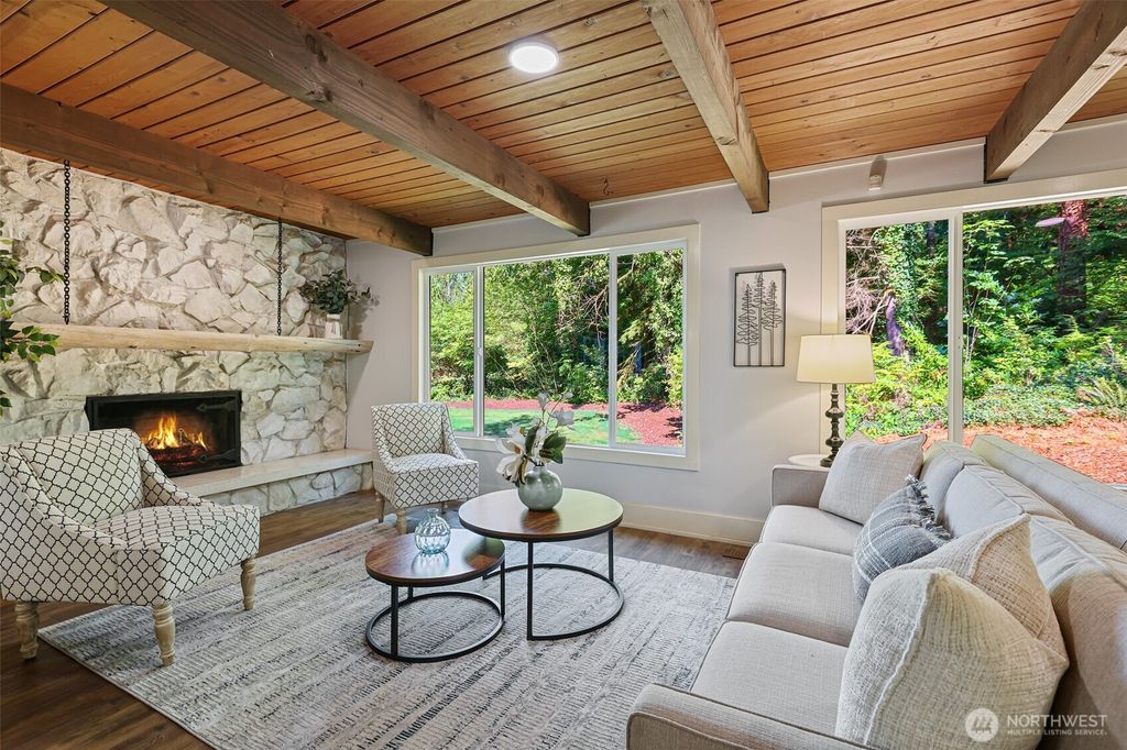 Photo of 14530 262nd Avenue SE, Issaquah, WA 98027 (MLS # 2427922)