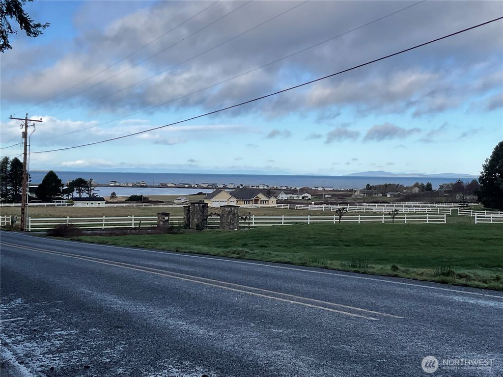 Photo of 1656 Fern Place, Oak Harbor, WA 98277 (MLS # 2507576)