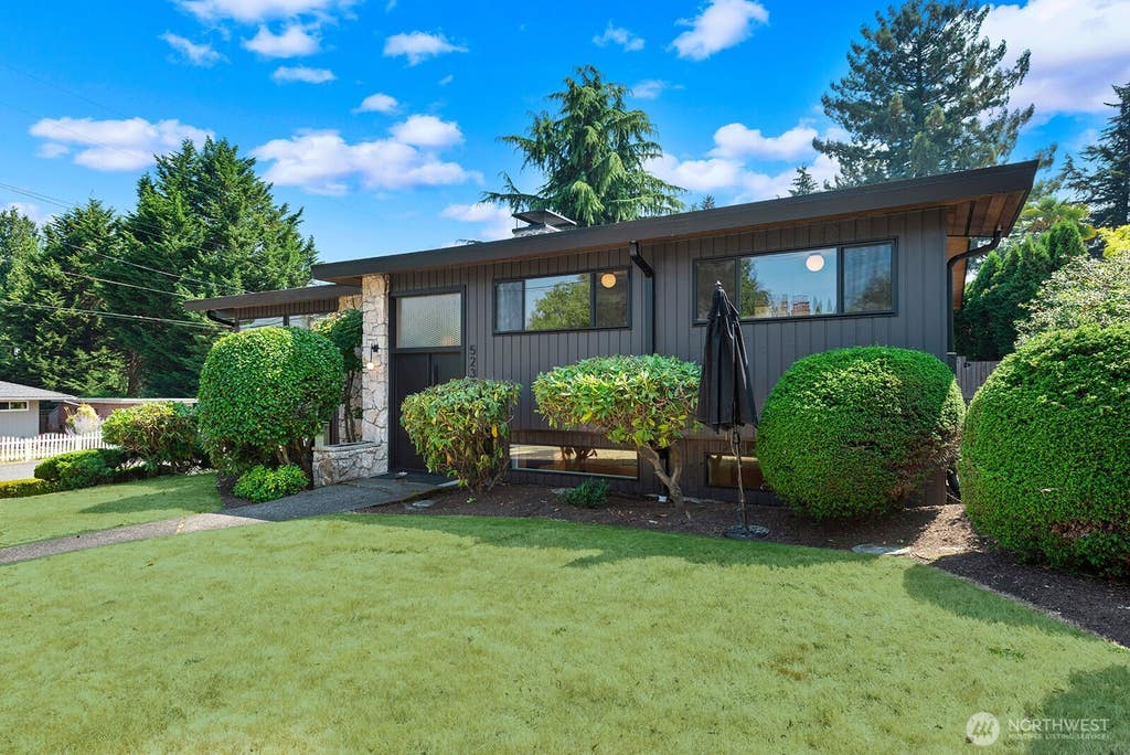 Photo of 5231 S Othello Street, Seattle, WA 98118 (MLS # 2567265)
