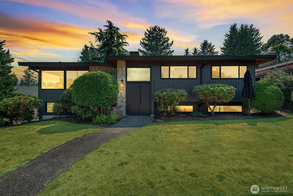 Photo of 5231 S Othello Street, Seattle, WA 98118 (MLS # 2567265)
