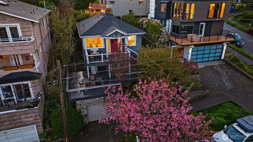 Photo of 1119 5th Avenue N, Seattle, WA 98109 (MLS # 2355321)
