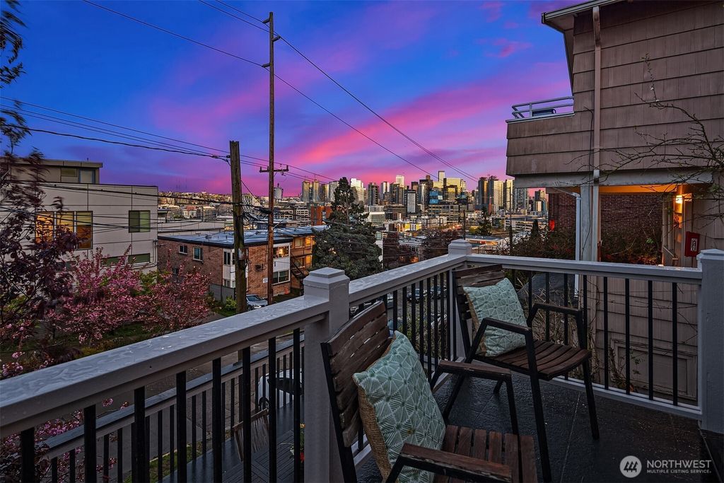 Photo of 1119 5th Avenue N, Seattle, WA 98109 (MLS # 2355321)
