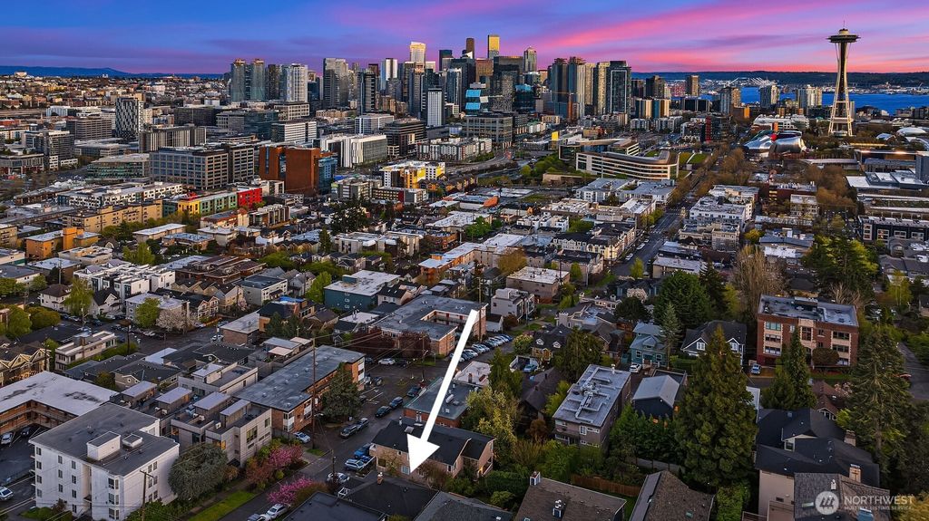 Photo of 1119 5th Avenue N, Seattle, WA 98109 (MLS # 2355321)