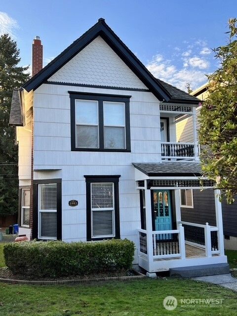 Photo of 1921 44 Avenue SW, Seattle, WA 98116 (MLS # 2504795)