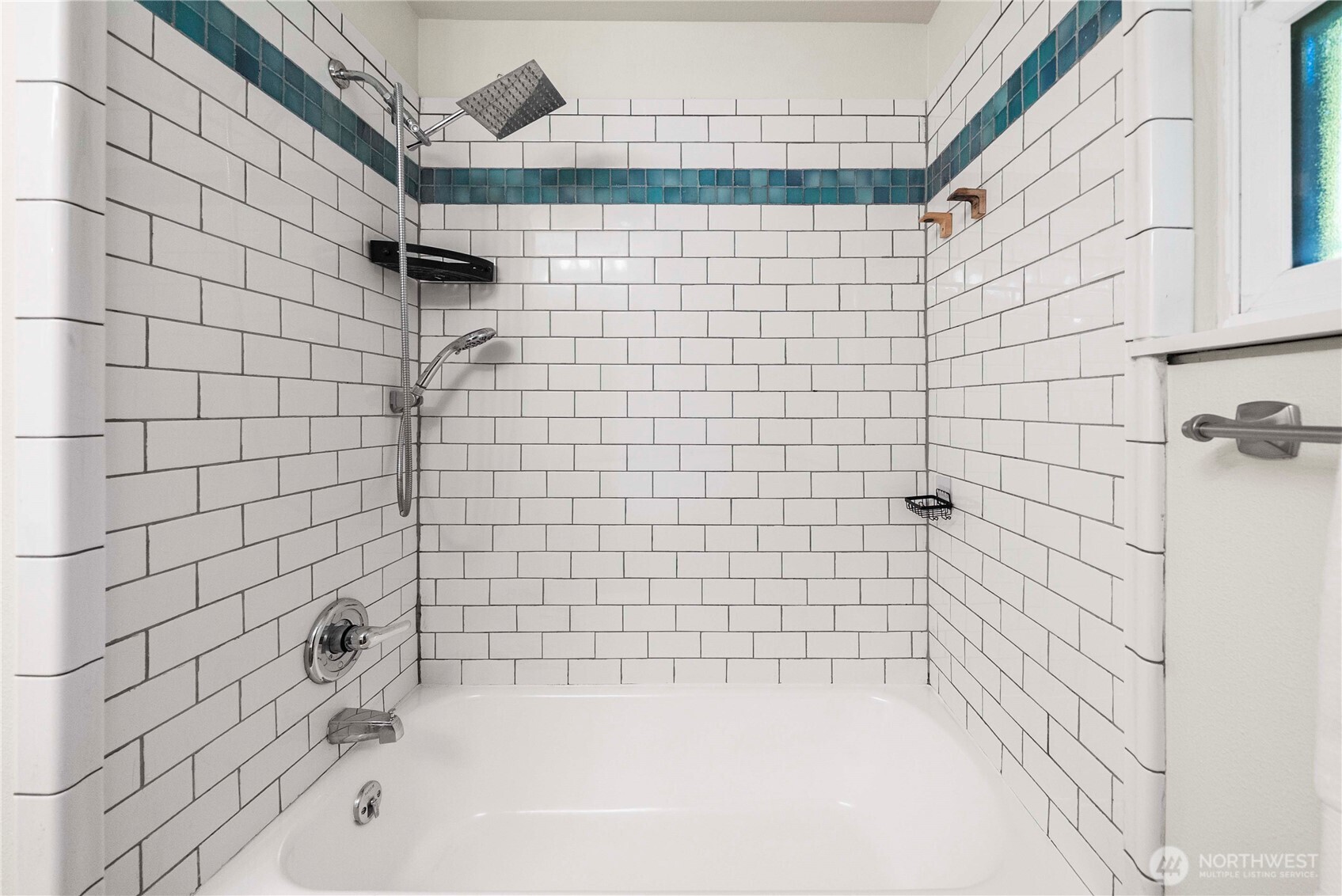 Kent, Washington 98030, United States, 2 Bedrooms Bedrooms, ,1 BathroomBathrooms,Residential,Pending,180978