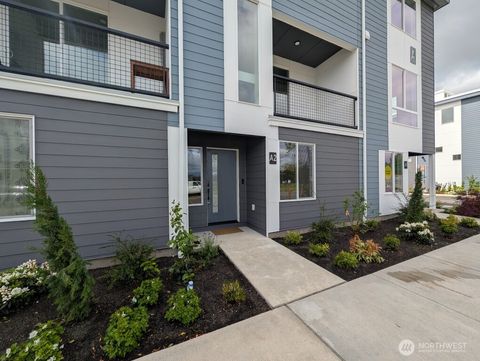 Photo of 222 124th Street SW #A2, Everett, WA 98204 (MLS # 2537953)