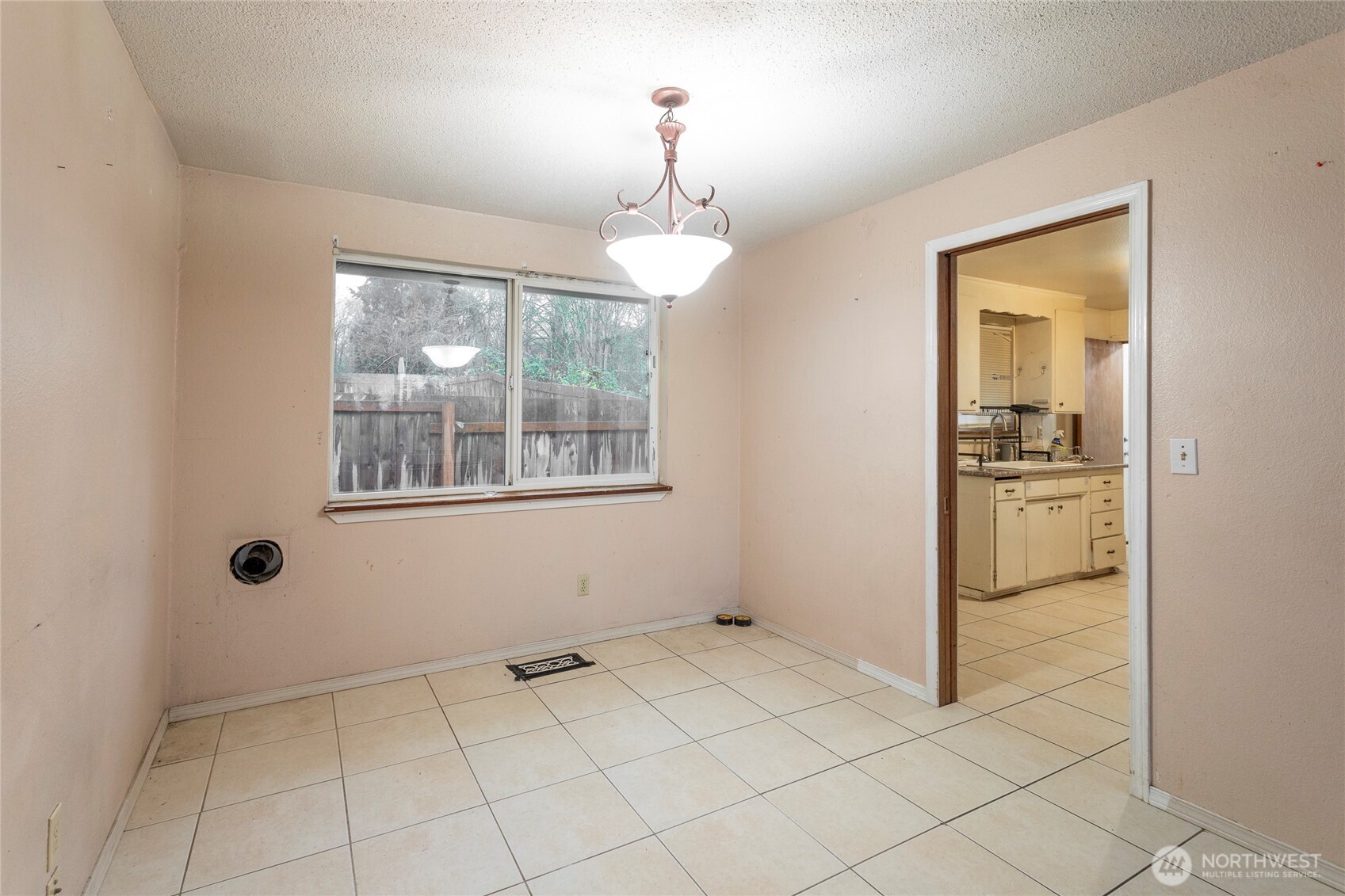 1620 E Columbia Avenue