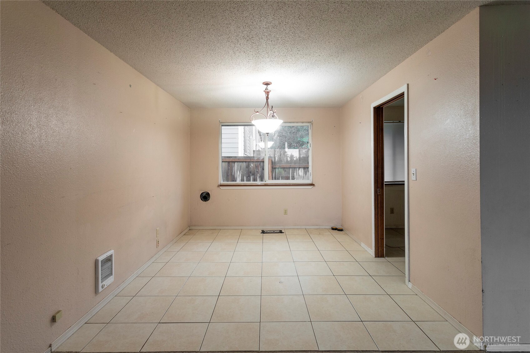 1620 E Columbia Avenue