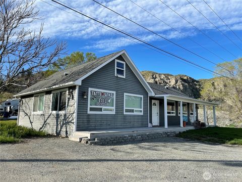 Photo of 2549 N 4th Avenue, Okanogan, WA 98840 (MLS # 2500061)