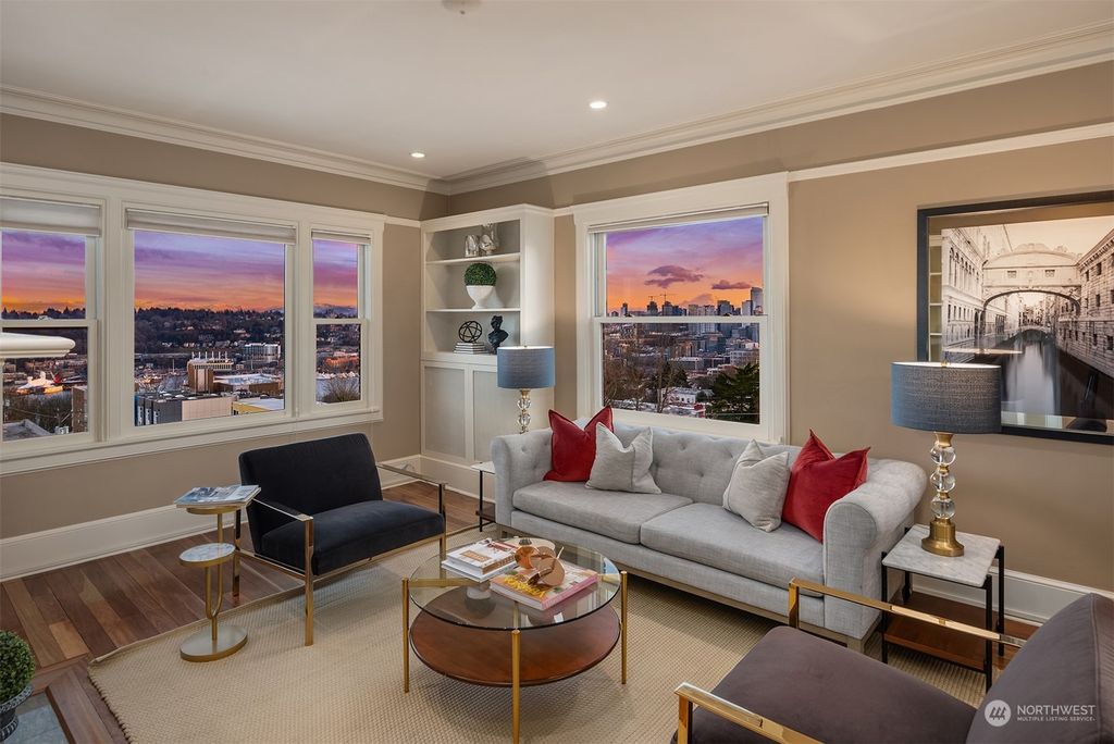 Photo of 1902 Bigelow Avenue N #401, Seattle, WA 98109 (MLS # 2197019)