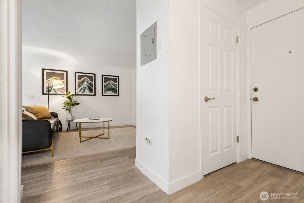 Photo of 8747 Phinney Avenue N #7, Seattle, WA 98103 (MLS # 2537708)