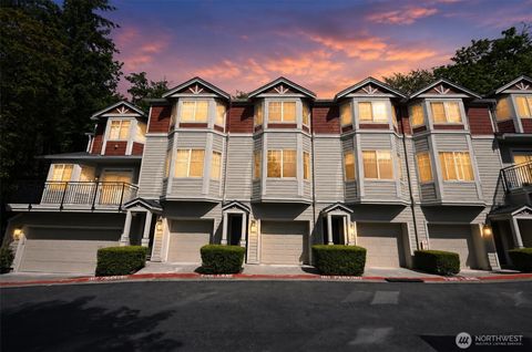 Photo of 2628 139th Avenue SE #11, Bellevue, WA 98005 (MLS # 2530302)