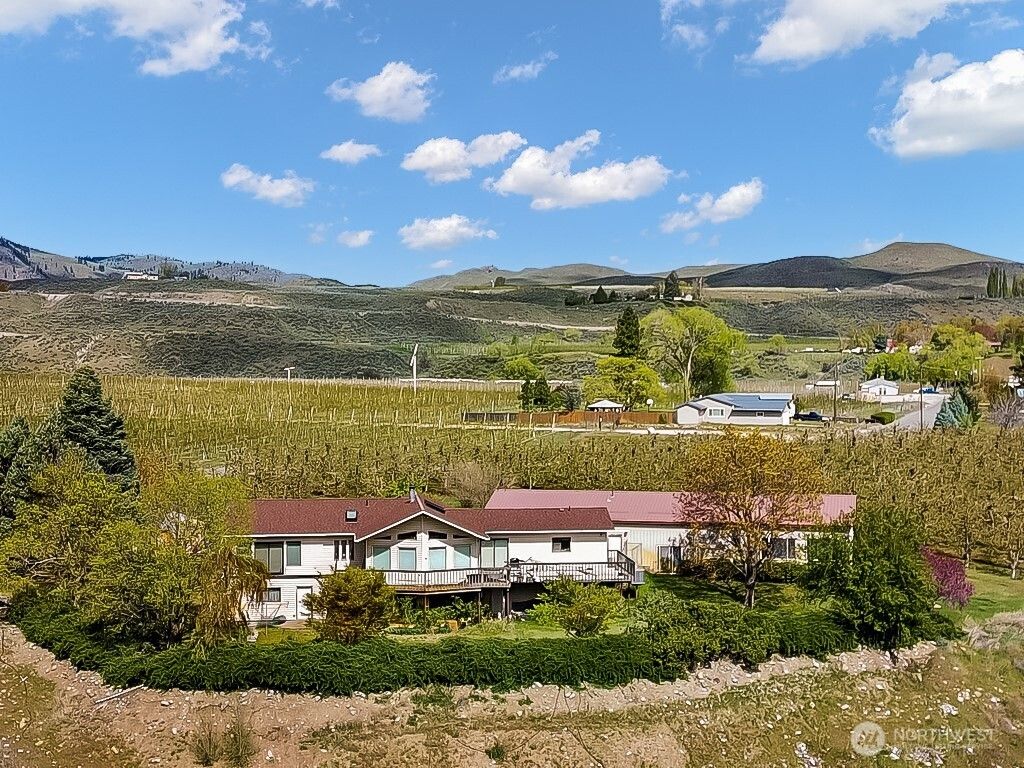 Photo of 91 Okanogan Cemetery Road, Okanogan, WA 98840 (MLS # 2501168)