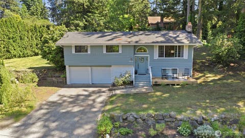 Photo of 18427 Homeview Drive, Edmonds, WA 98026 (MLS # 2544609)