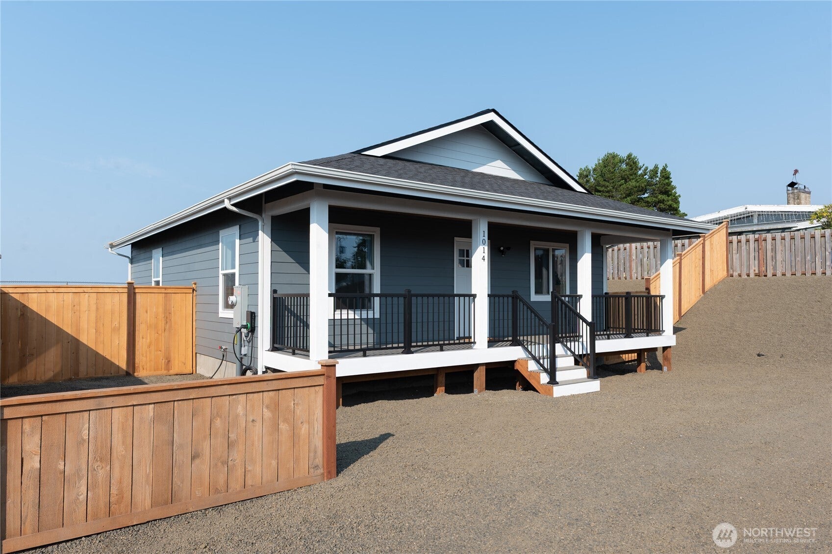1014 E Delilah Rose Lane