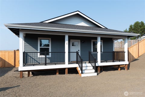 Photo of 1014 E Delilah Rose Lane, Westport, WA 98595 (MLS # 2566793)