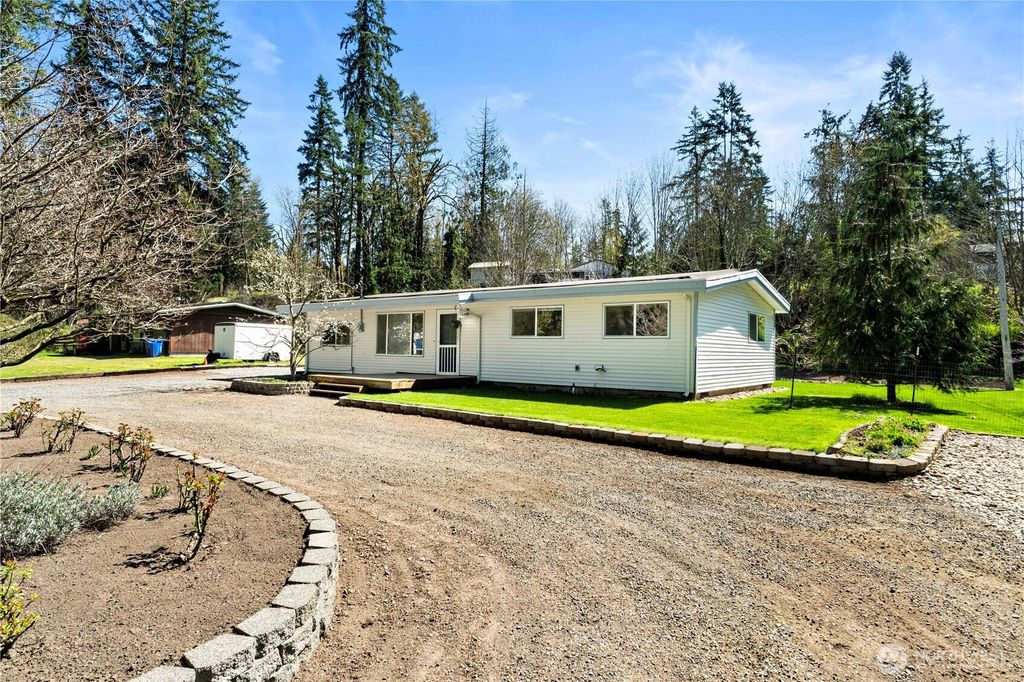Photo of 19715 SE Auburn Black Diamond Rd Rd #R, Auburn, WA 98092 (MLS # 2505622)