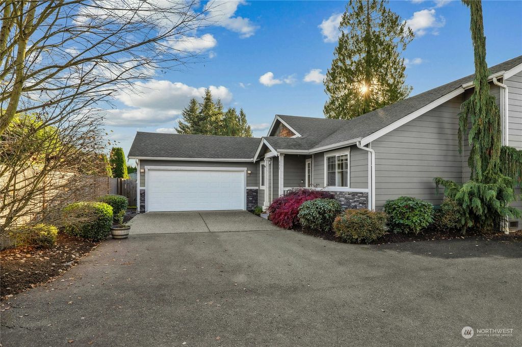 Photo of 280 Dennis Way, Monroe, WA 98272 (MLS # 2310175)