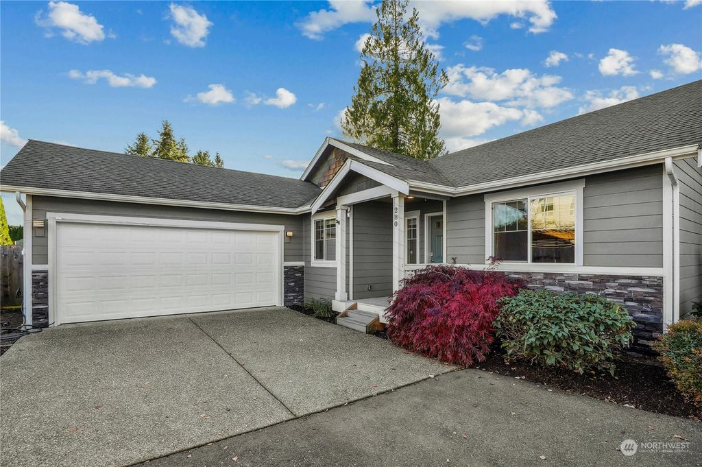 Photo of 280 Dennis Way, Monroe, WA 98272 (MLS # 2310175)