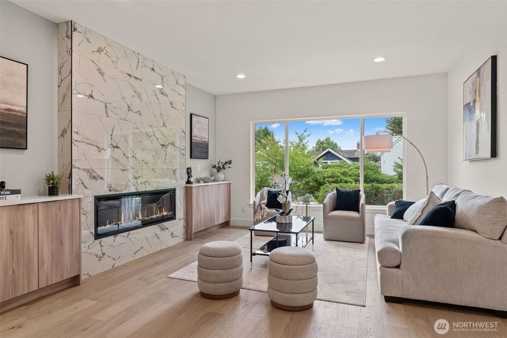 Photo of 321 17th Avenue E, Seattle, WA 98112 (MLS # 2407975)