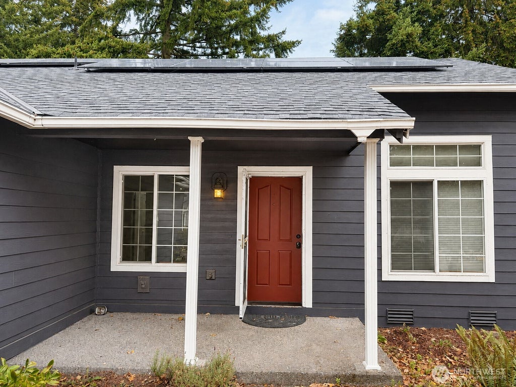 Photo of 27728 149th Pl SE PL, Kent, WA 98042 (MLS # 2576982)