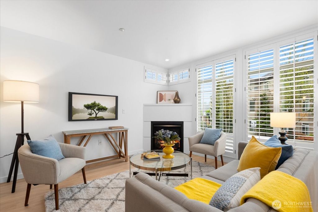 Photo of 211 Kirkland Avenue #208, Kirkland, WA 98033 (MLS # 2506657)