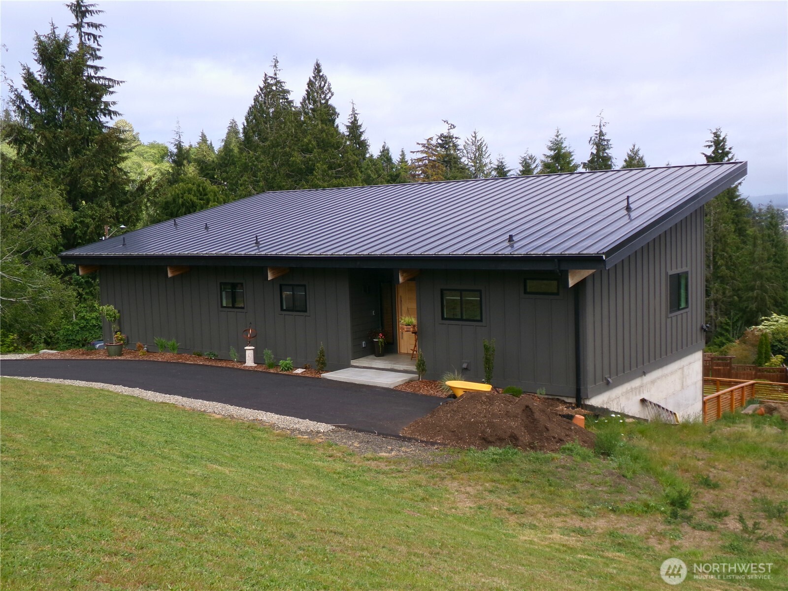 1011 Alden Road