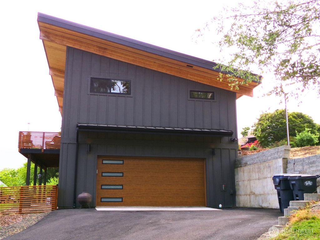 Photo of 1011 Alden Road, Aberdeen, WA 98520 (MLS # 2531808)