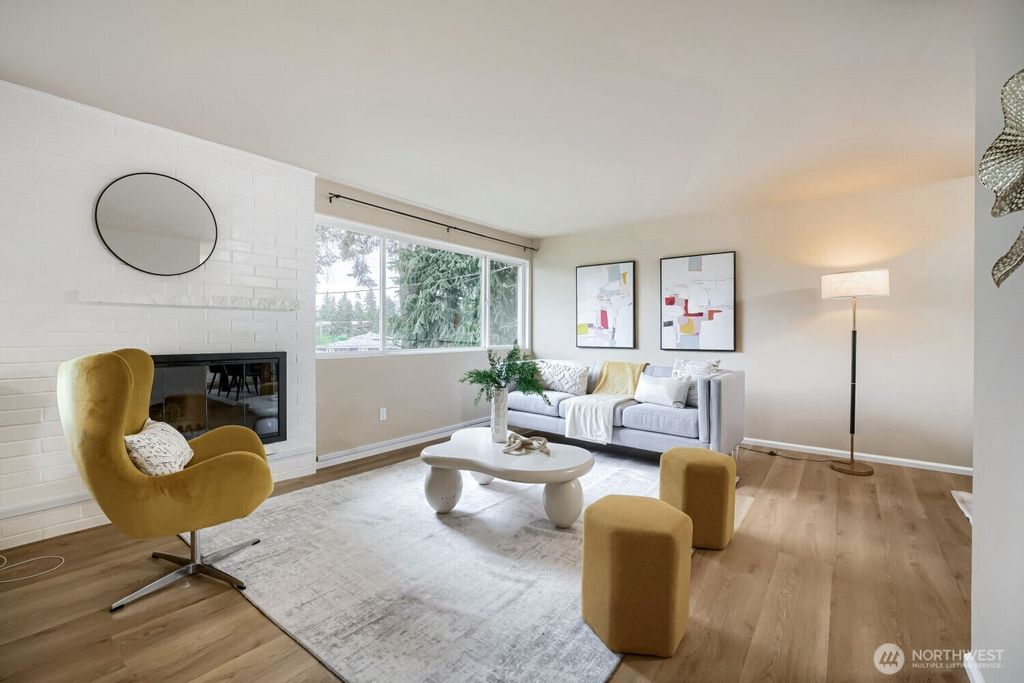 Photo of 58 157th Avenue SE, Bellevue, WA 98008 (MLS # 2520526)