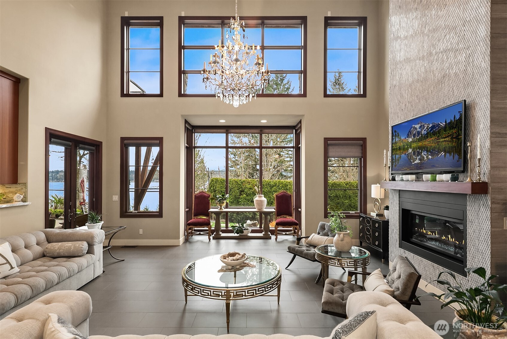 1018 E Lake Sammamish Parkway SE