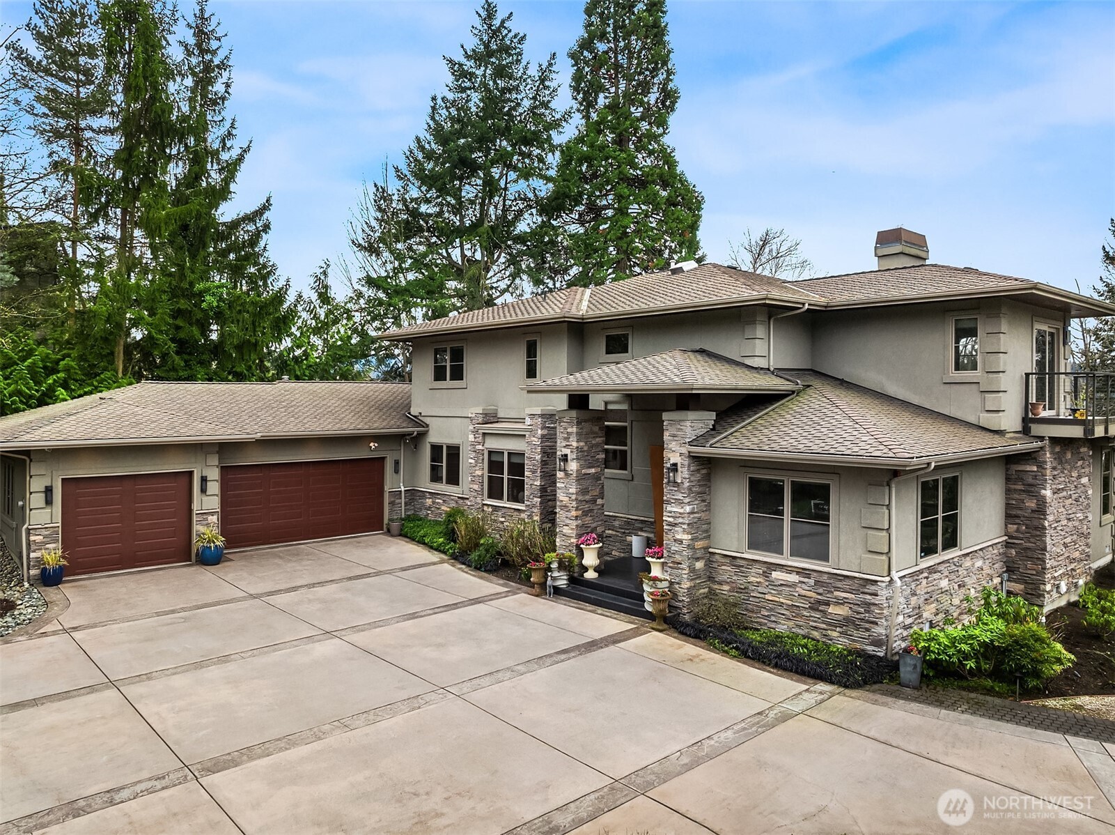 1018 E Lake Sammamish Parkway SE