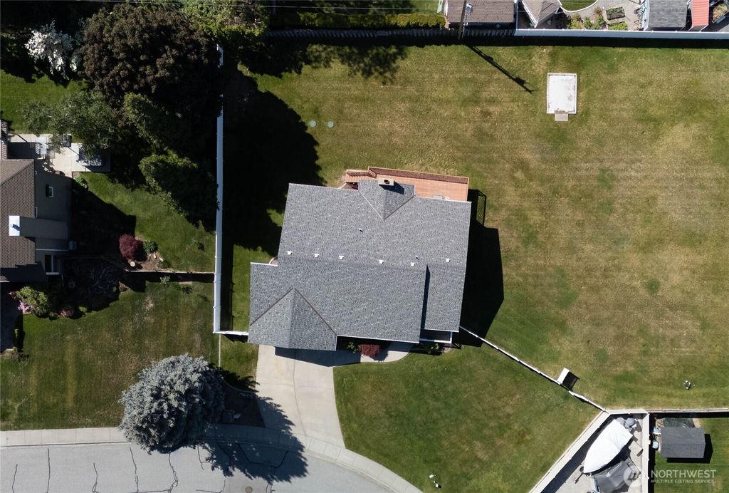 Photo of 2038 Autumn Drive, East Wenatchee, WA 98802 (MLS # 2518502)