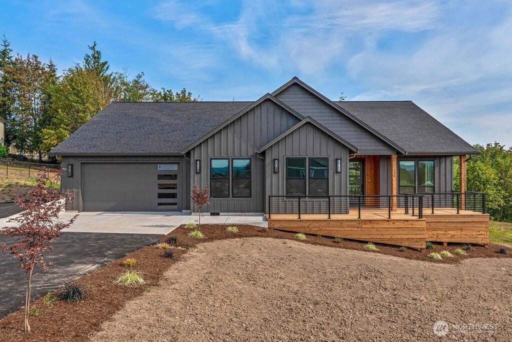 Photo of 115 Delta Drive, Silverlake, WA 98645 (MLS # 2575030)