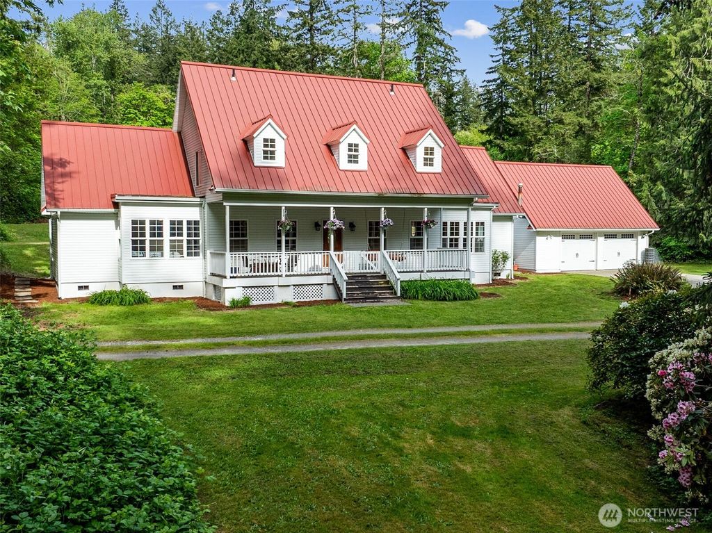 Photo of 19303 228th Avenue SE, Maple Valley, WA 98038 (MLS # 2366507)