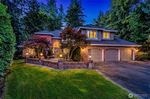 Photo of 21310 NE 101st Court, Redmond, WA 98053 (MLS # 2583026)