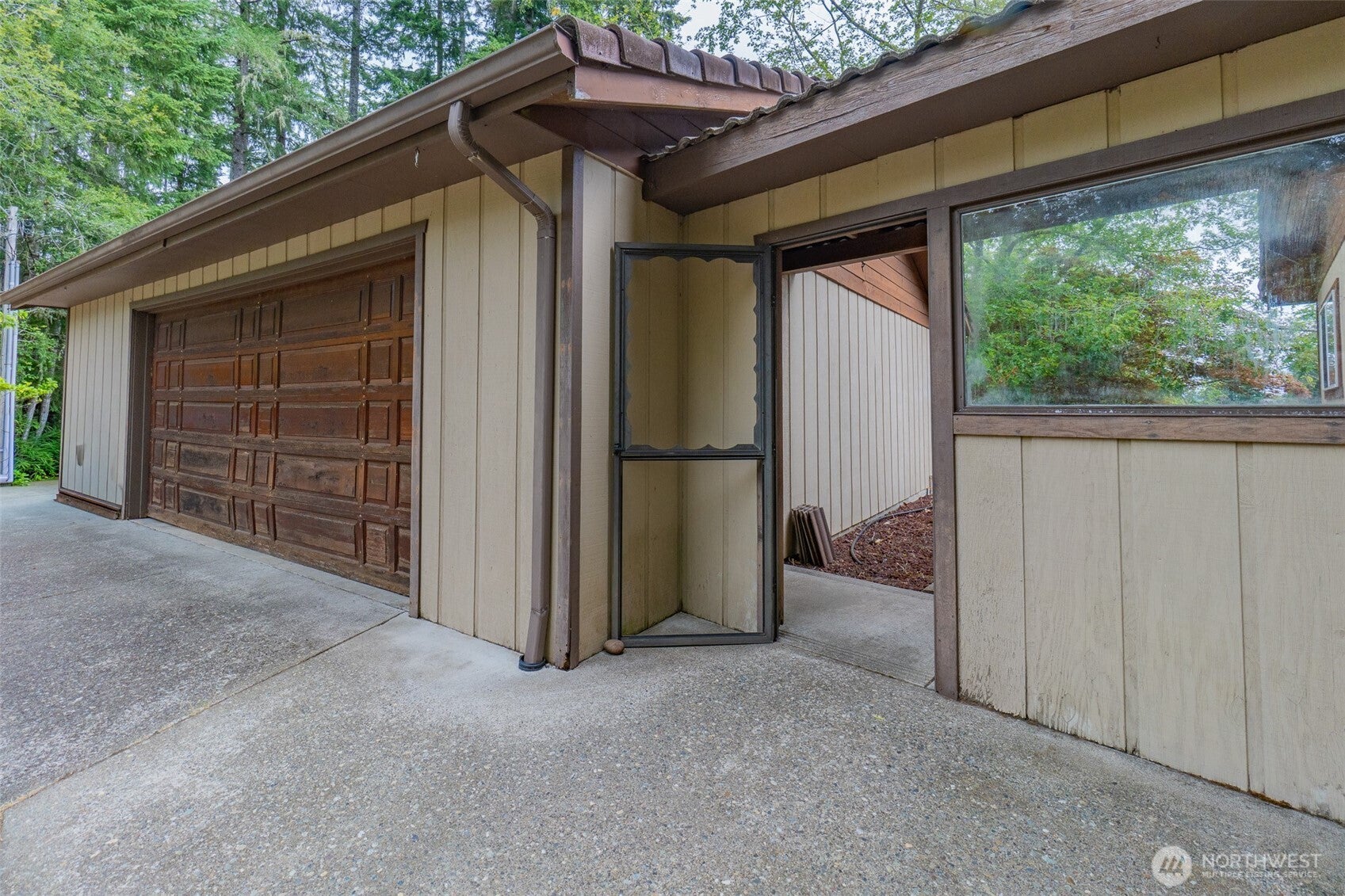 5470 E Grapeview Loop Road