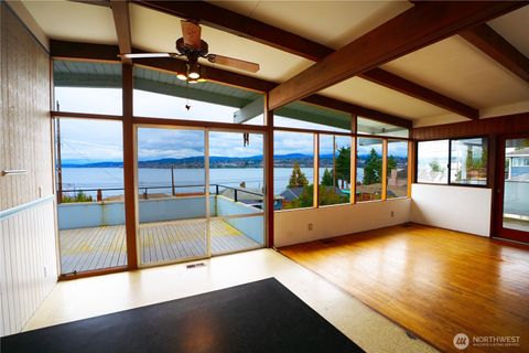 Photo of 10862 Dixon Drive S, Seattle, WA 98178 (MLS # 2495029)