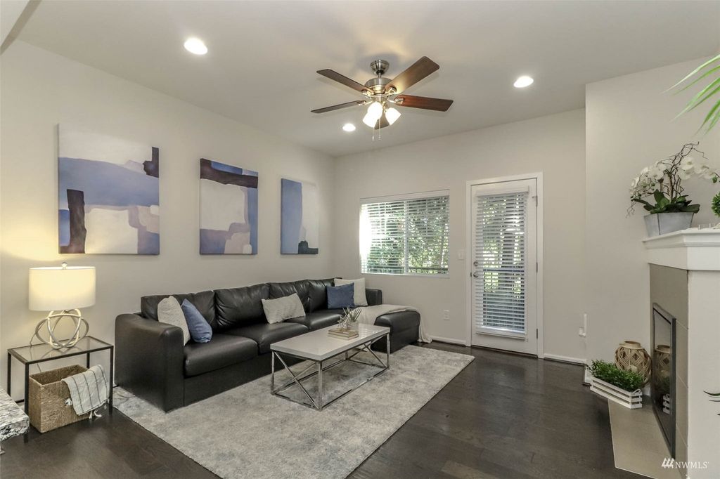 Photo of 4522 135th Place SE #2, Mill Creek, WA 98012 (MLS # 1988701)