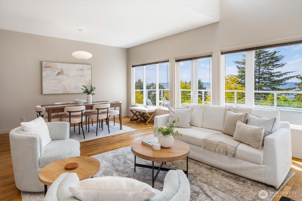 Photo of 101 NW 58th Street #12, Seattle, WA 98107 (MLS # 2572488)