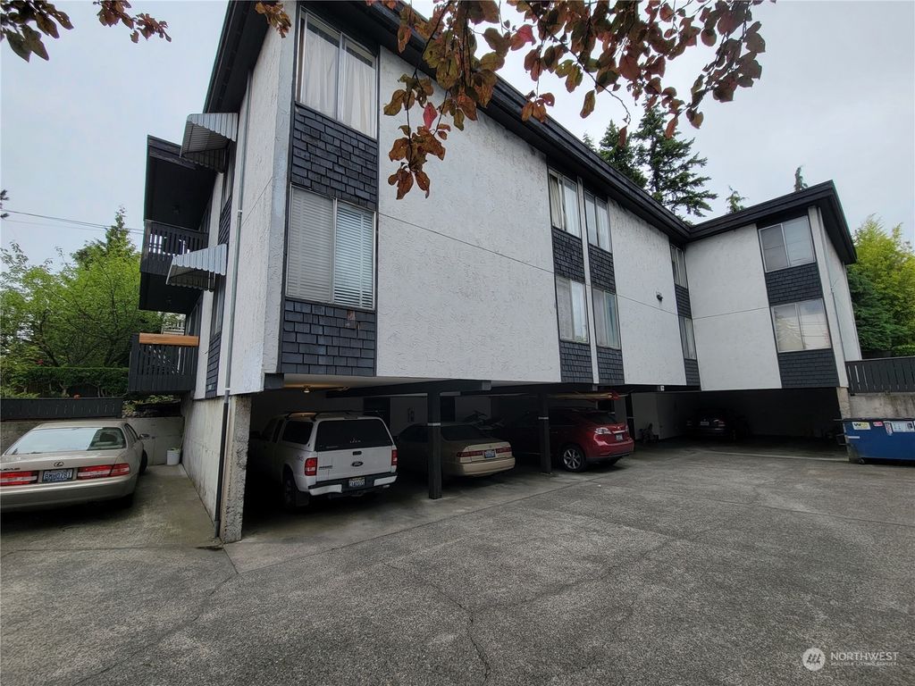 Photo of 10740 Greenwood Avenue N, Seattle, WA 98133 (MLS # 2281578)