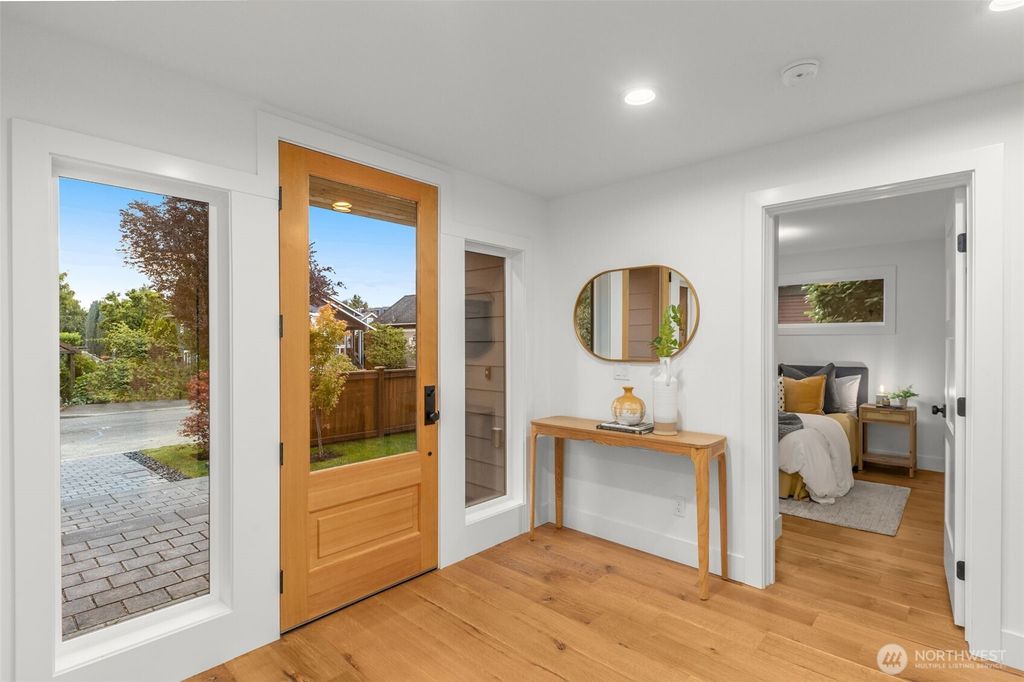 Photo of 315 A NW 86th Street #A, Seattle, WA 98117 (MLS # 2417281)