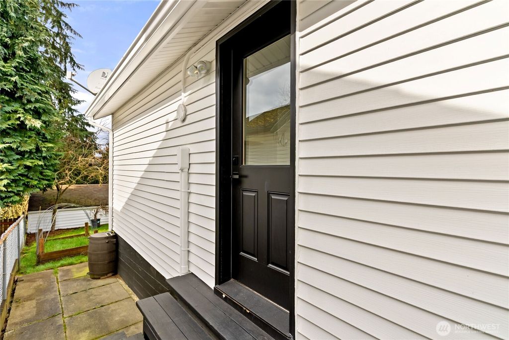 Photo of 8535 16th Avenue NW, Seattle, WA 98117 (MLS # 2483092)