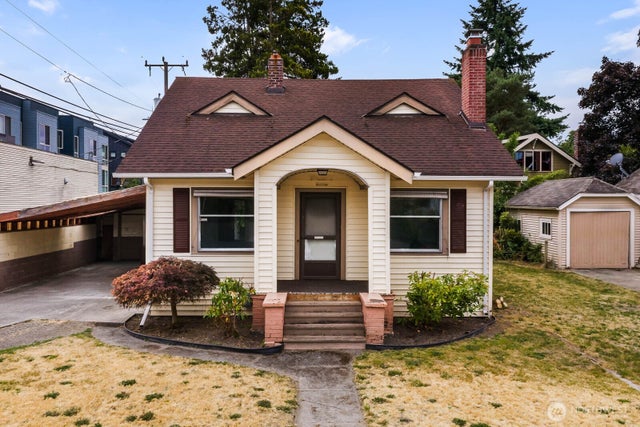 4317 SW Charlestown Street, Seattle