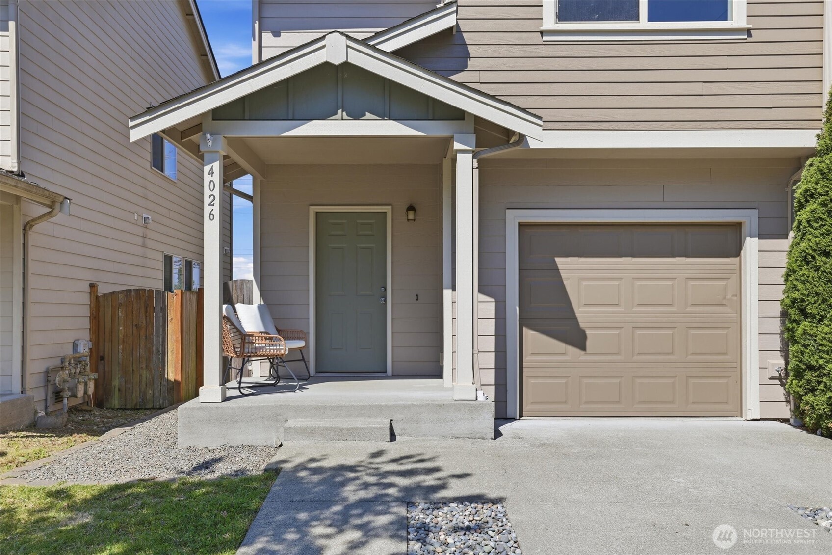4026 82nd Avenue NE