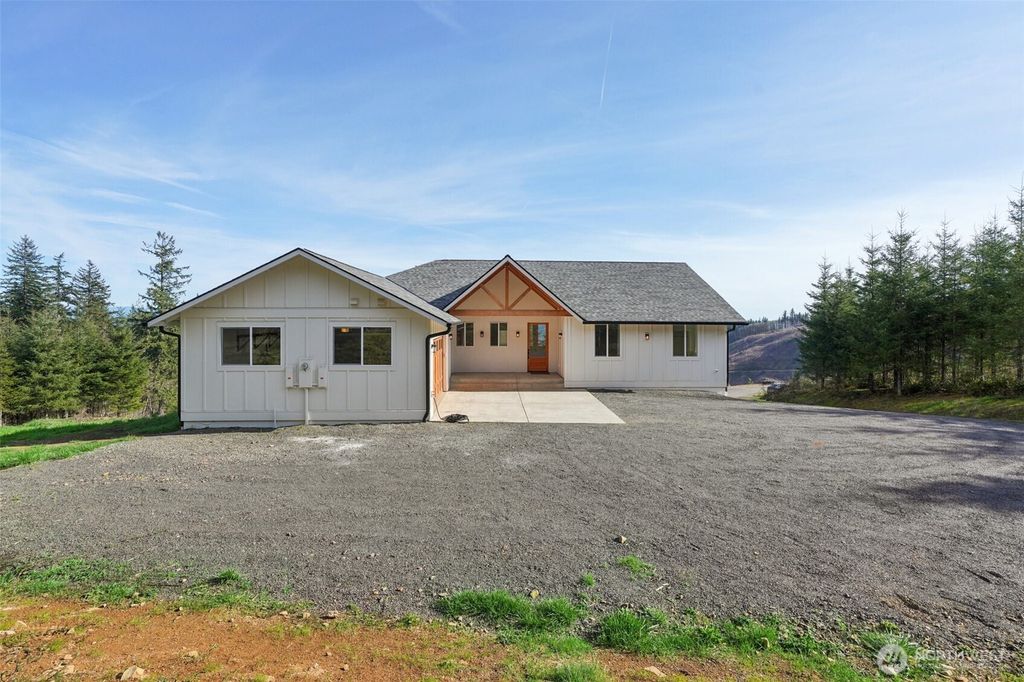 Photo of 209 High Bank Lane, Woodland, WA 98674 (MLS # 2506015)