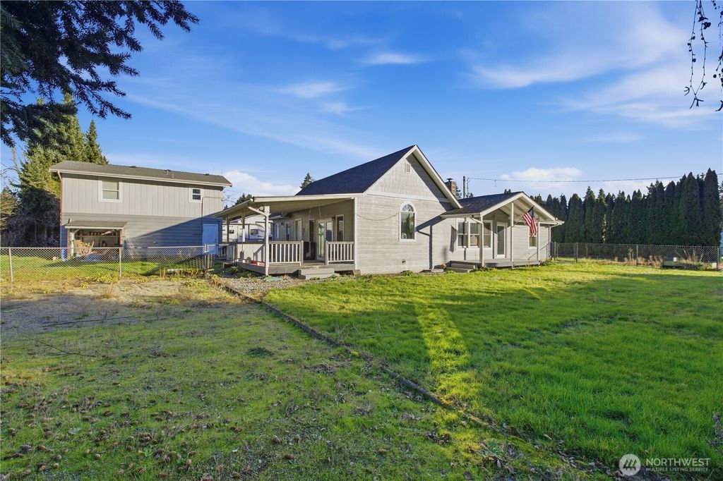 Photo of 10709 Woodland Avenue E, Puyallup, WA 98373 (MLS # 2479466)