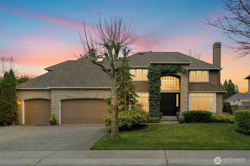 Photo of 1733 266th Way SE, Sammamish, WA 98075 (MLS # 2340535)