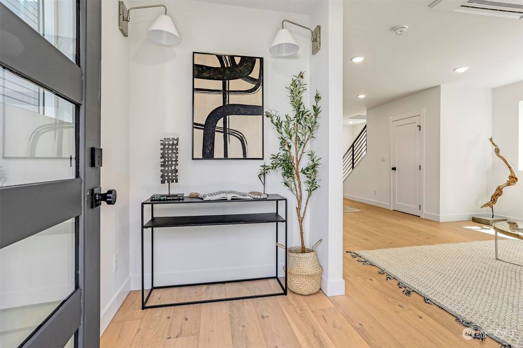 Photo of 4724 37th Avenue SW #B, Seattle, WA 98126 (MLS # 2299741)
