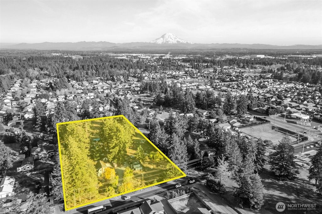 Photo of 17313 22nd Avenue E, Tacoma, WA 98445 (MLS # 2449243)