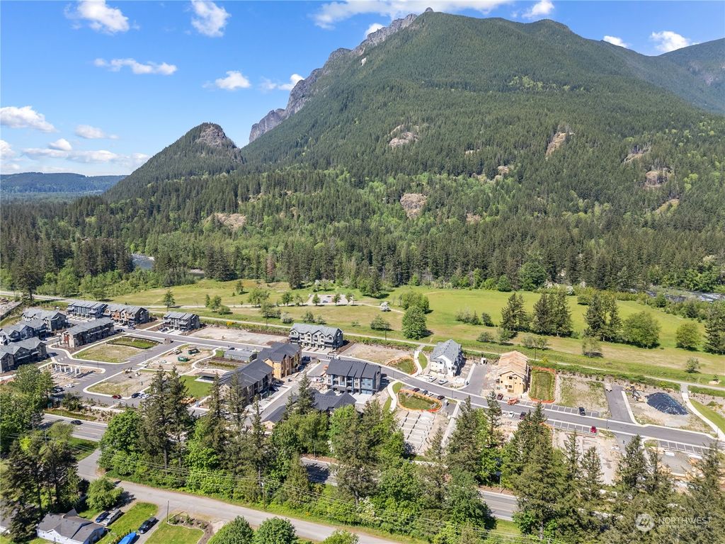 Photo of 1229 Meander Way SE #304, North Bend, WA 98045 (MLS # 2239148)